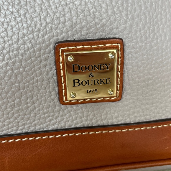 Dooney & Bourke Gray Lavender Pebble Grain Leather Zip Top Handle Satchel Bag - Picture 2 of 16